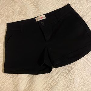 Wishful Park Black Shorts